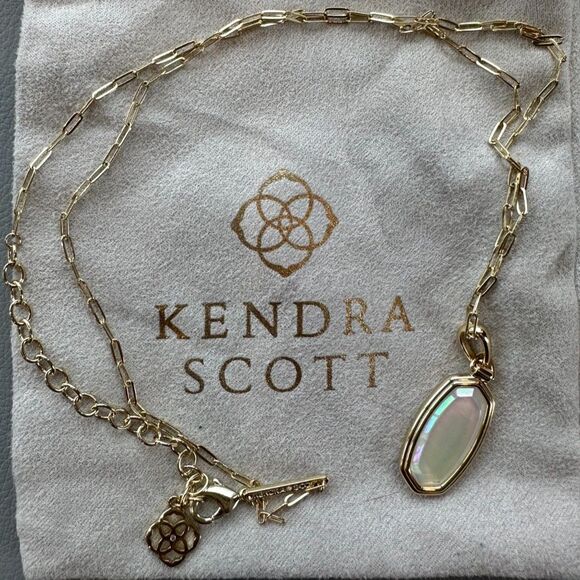 NWOT Kendra Scott Faceted Reid Ivory Mother Of Pearl Gold Long Pendant Necklace - Picture 2 of 16